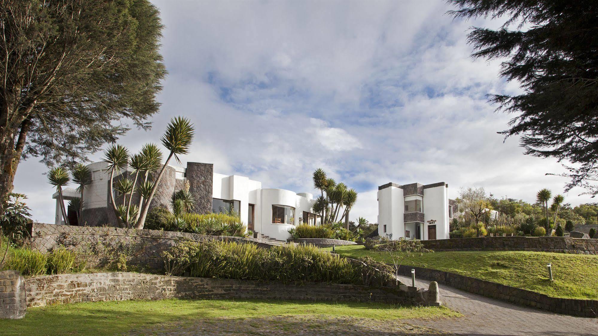 El Crater Guest House San Antonio  Exterior photo